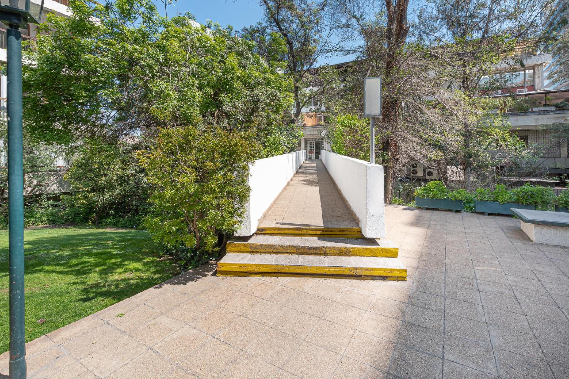 King-size Bed With Terrace And Air Conditioning! * Santiago de Chile